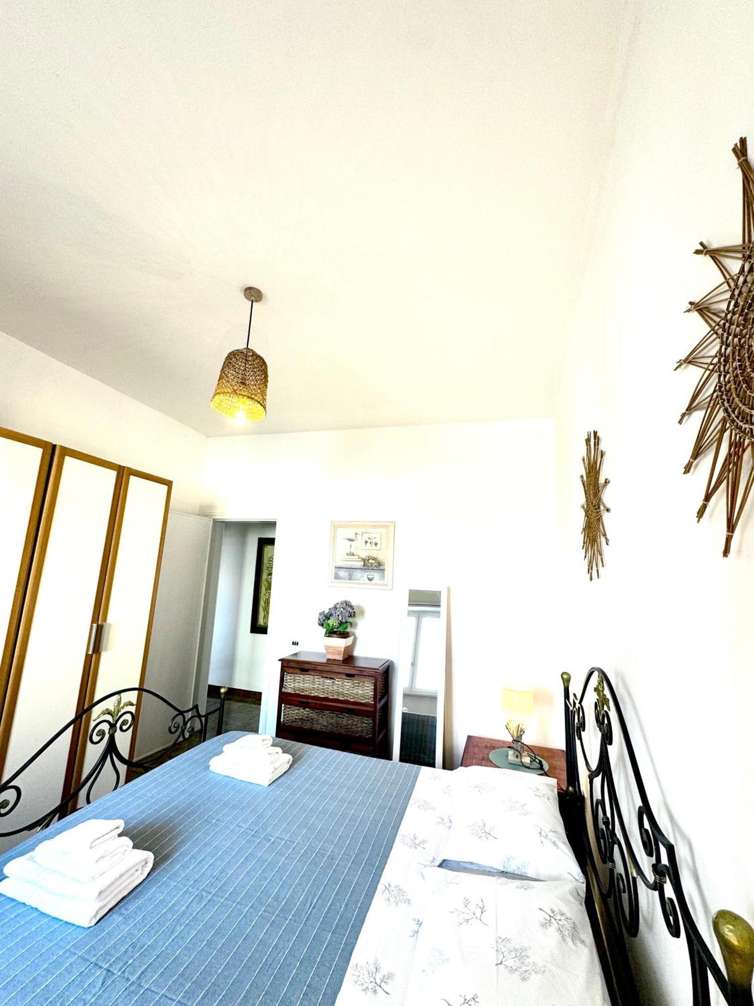 Aquarama Rooms & Apartments Torre Squillace Dış mekan fotoğraf